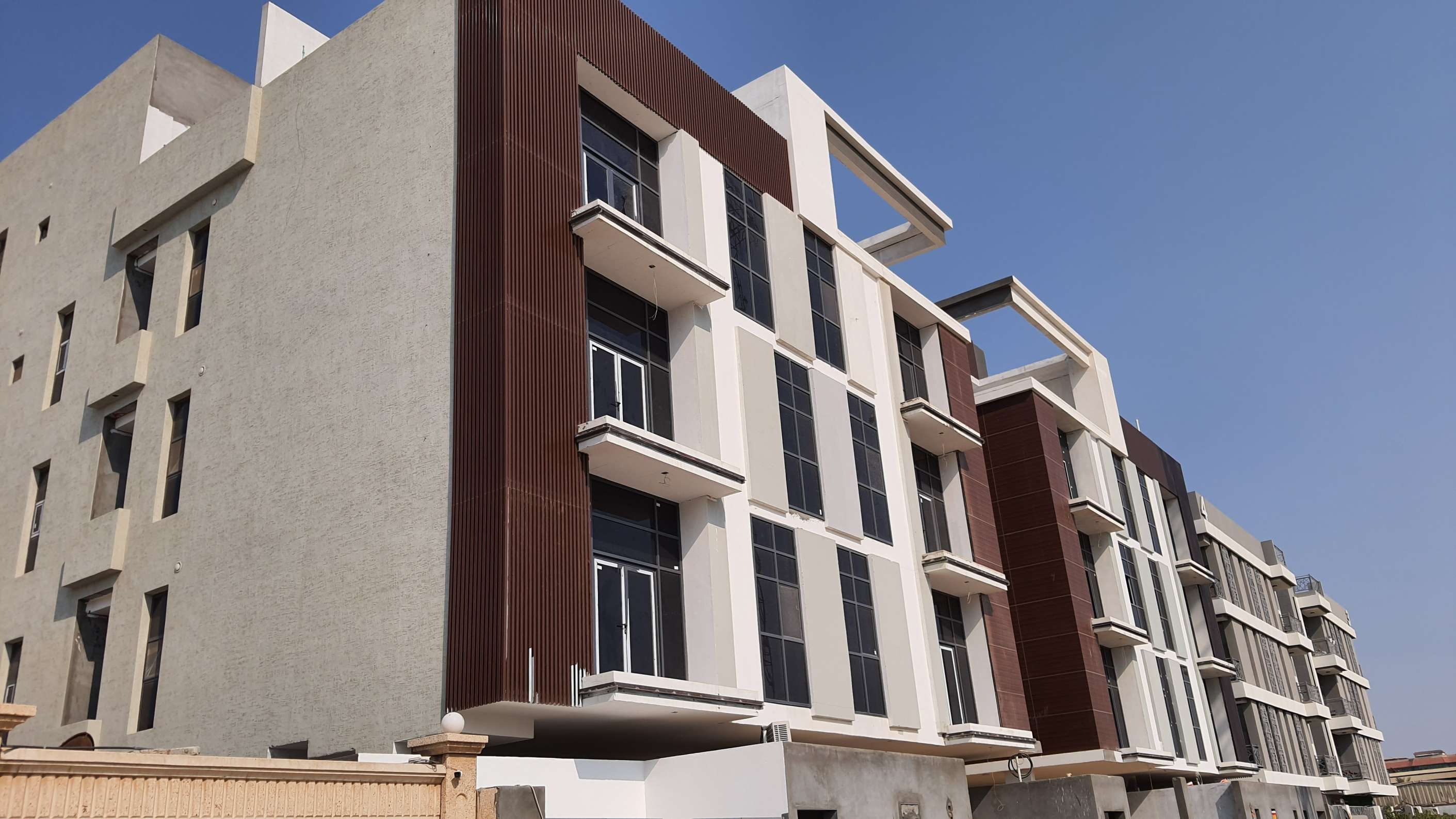 امثلة للمشاريع المنجزة